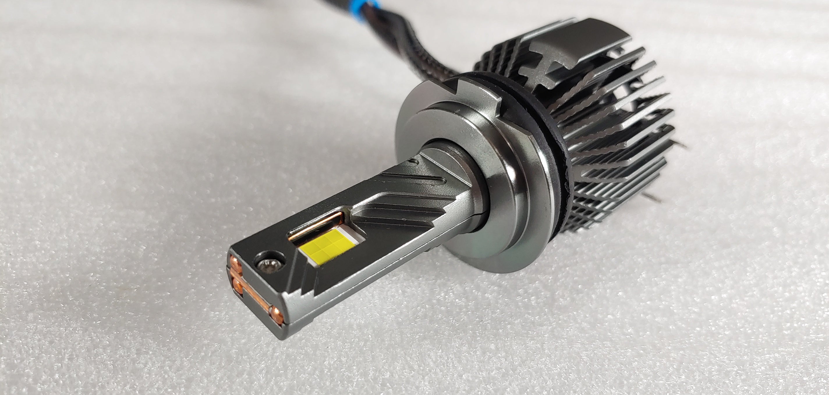 SUZUKI GSXR 600 750 1000 LOW HIGH BEAM LED HEADLIGHT BULB CONVERSION